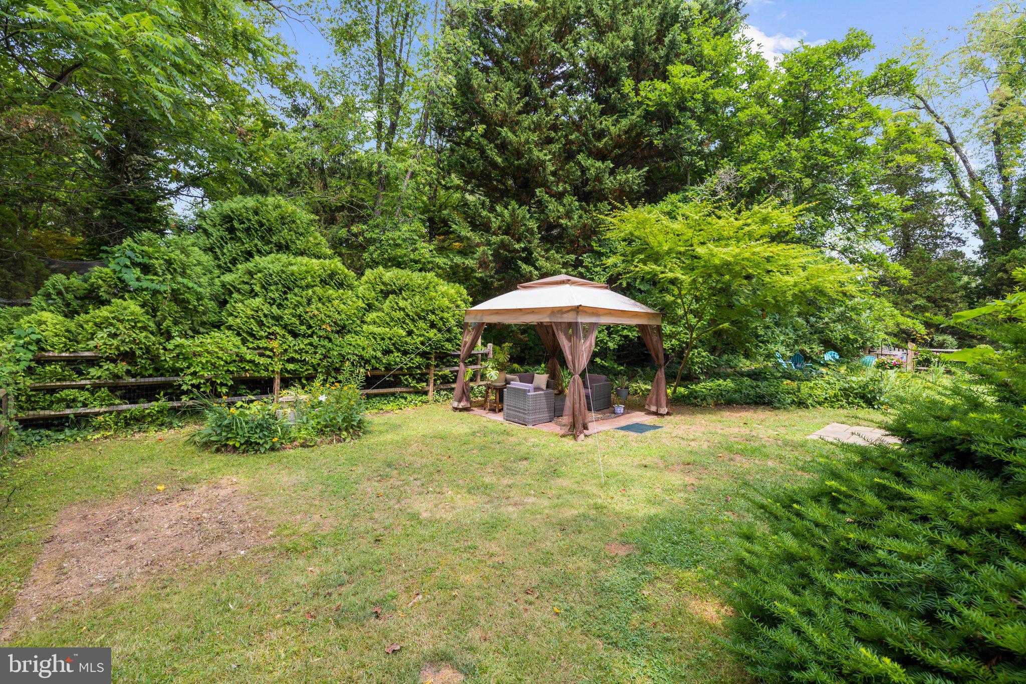 PLEASANT PLAINS - Residential