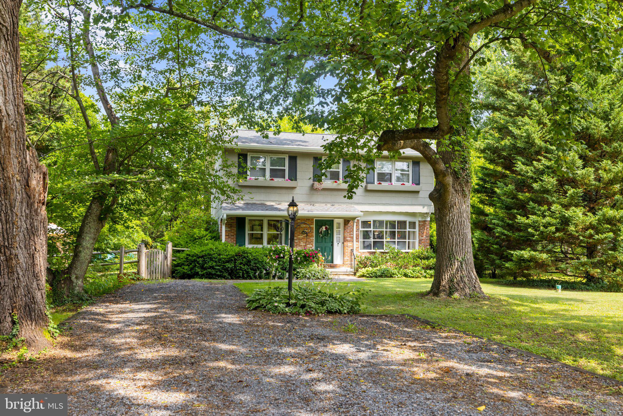 PLEASANT PLAINS - Residential