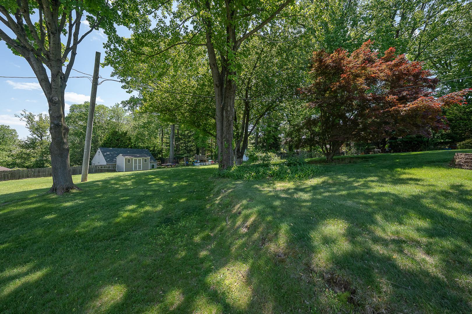 COLONIAL PARK - Residential