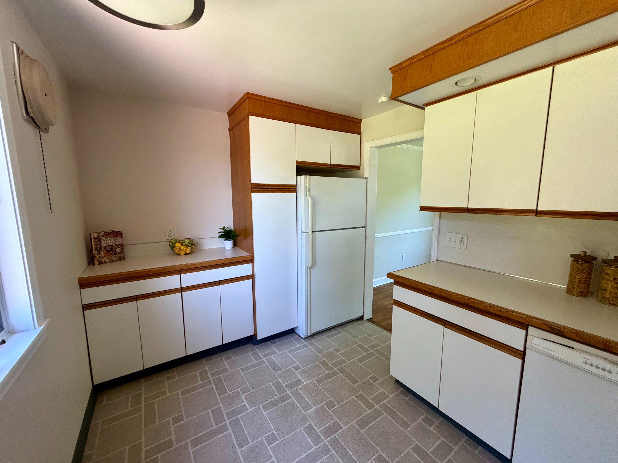 COLONIAL PARK - Residential