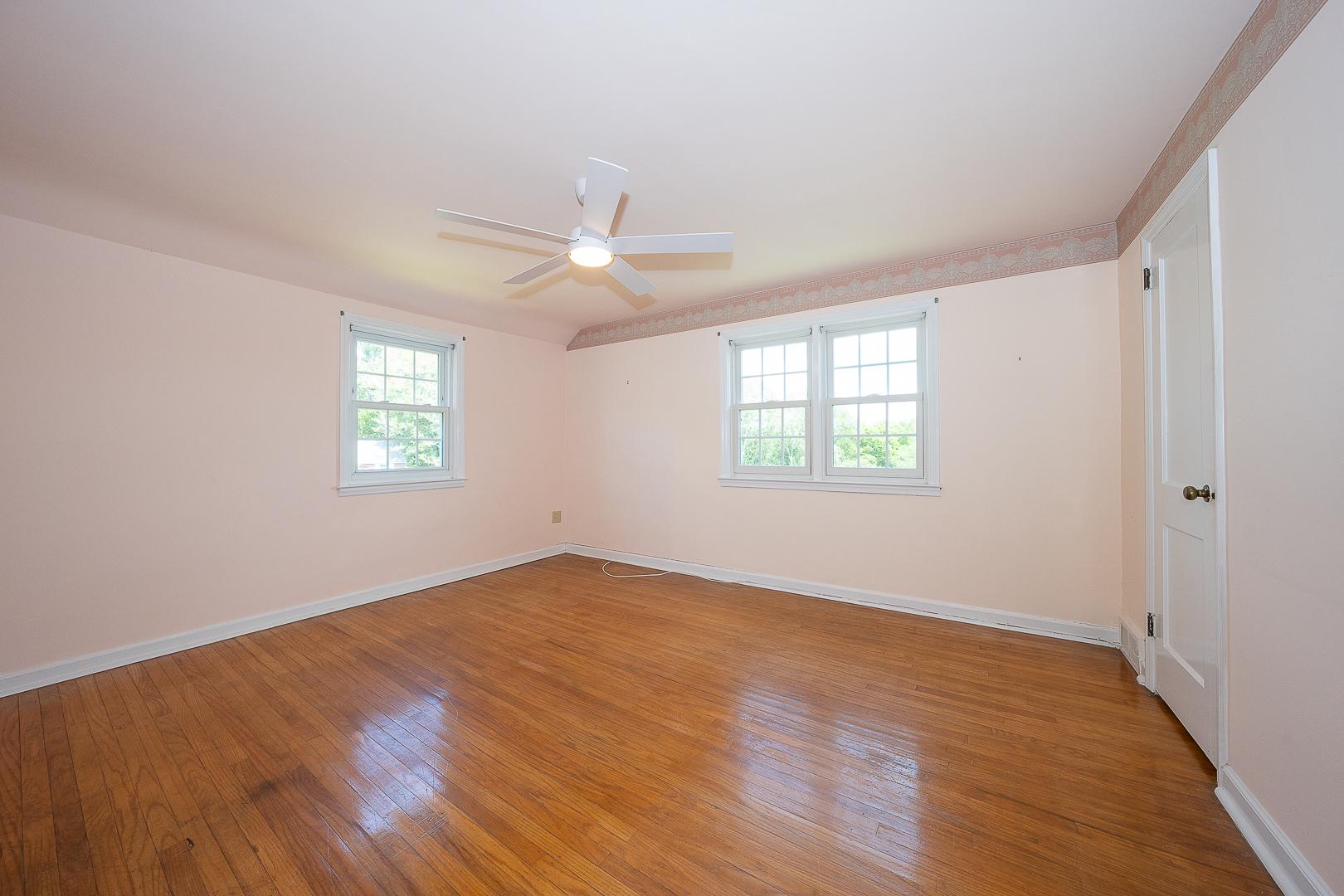 COLONIAL PARK - Residential