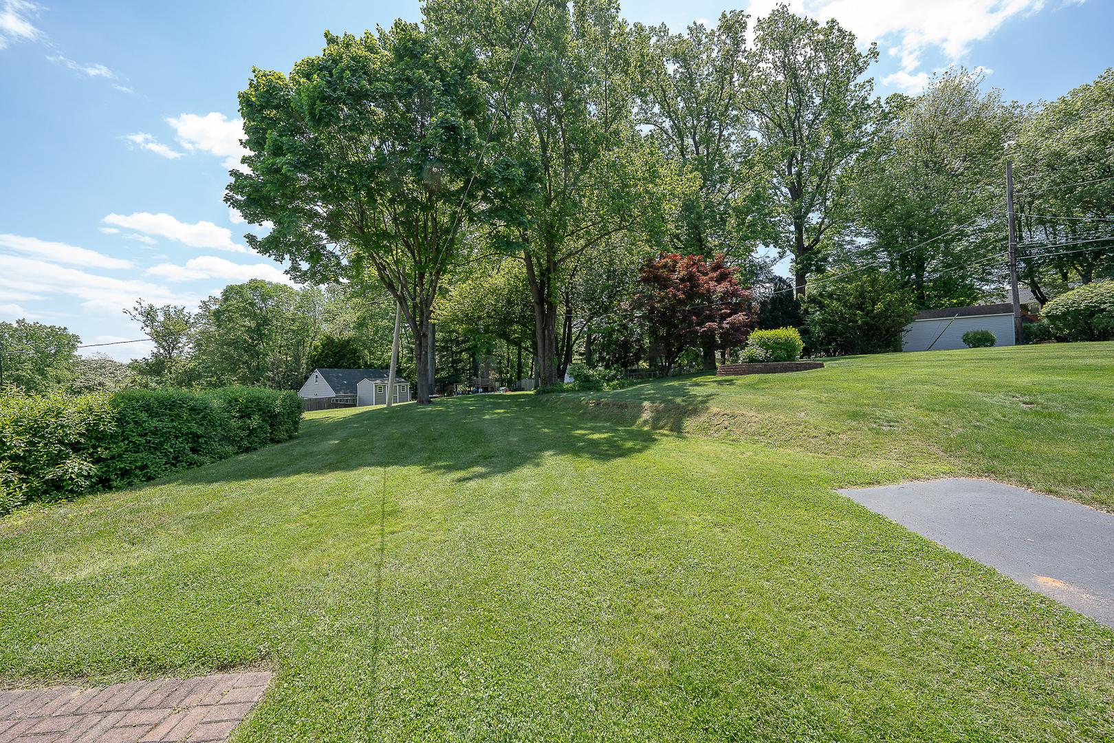 COLONIAL PARK - Residential