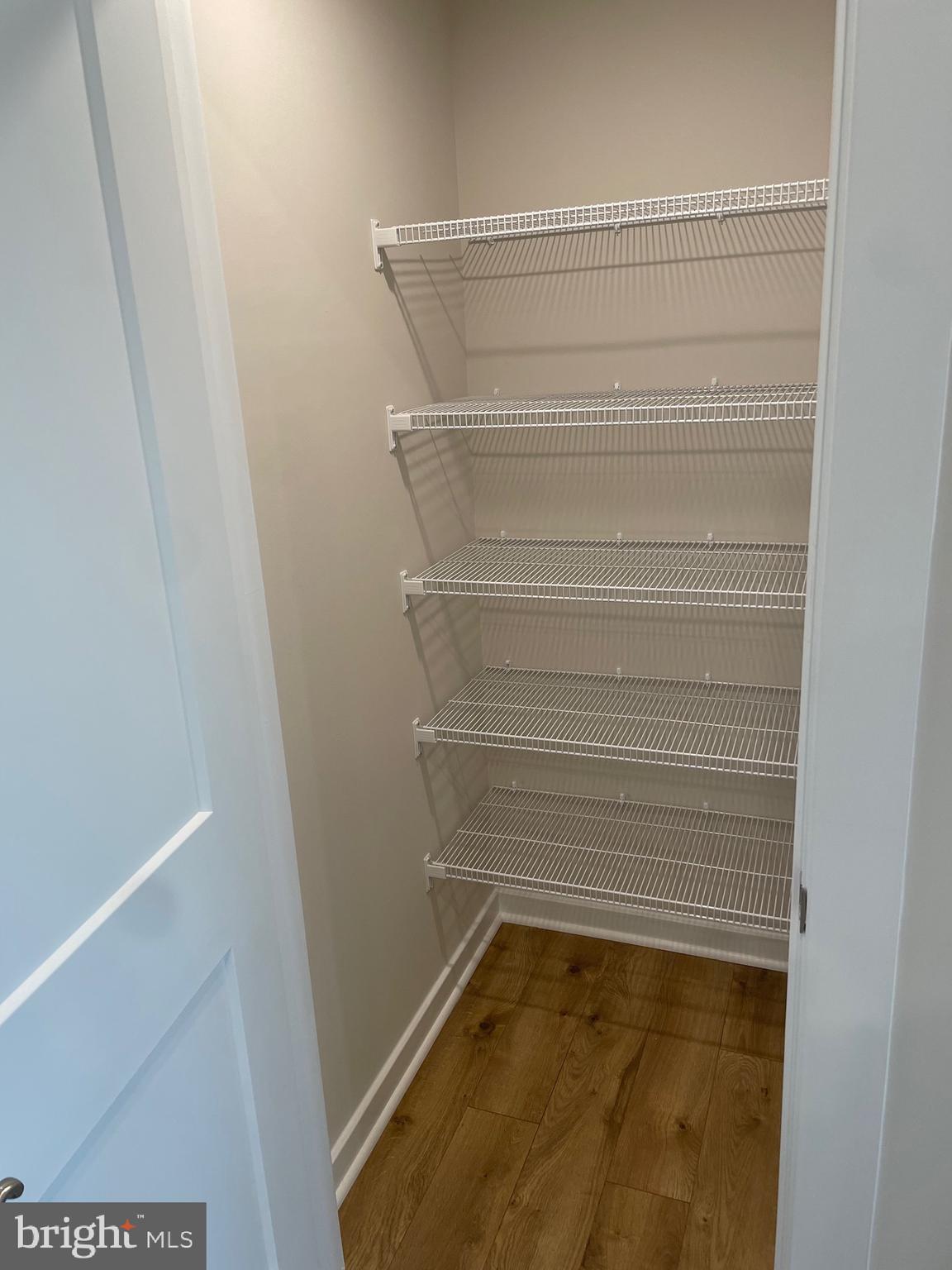ASHBROOK PLACE - Residential Lease