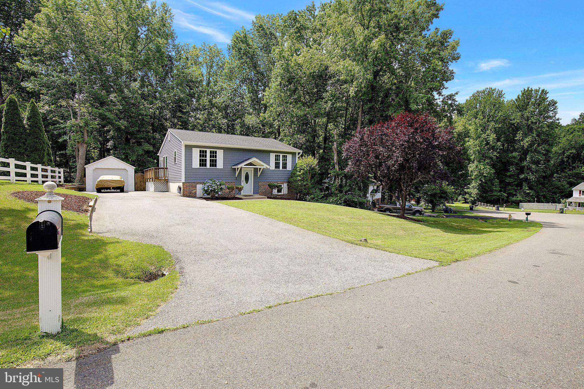 THE HIGHLANDS - Residential
