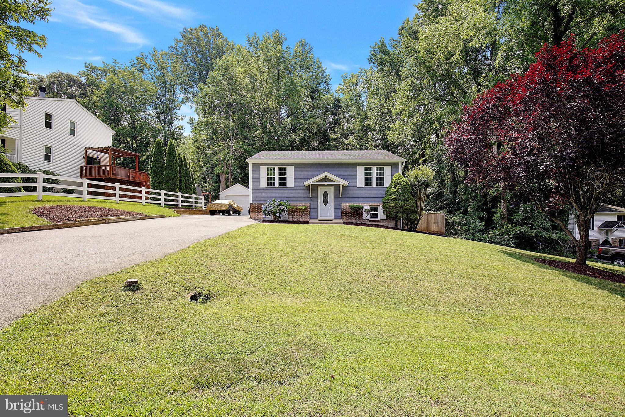 THE HIGHLANDS - Residential