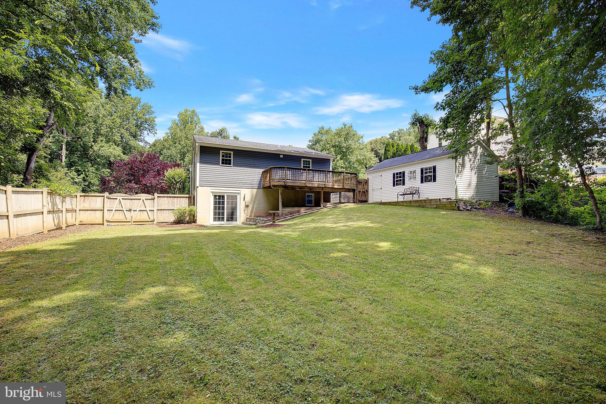THE HIGHLANDS - Residential