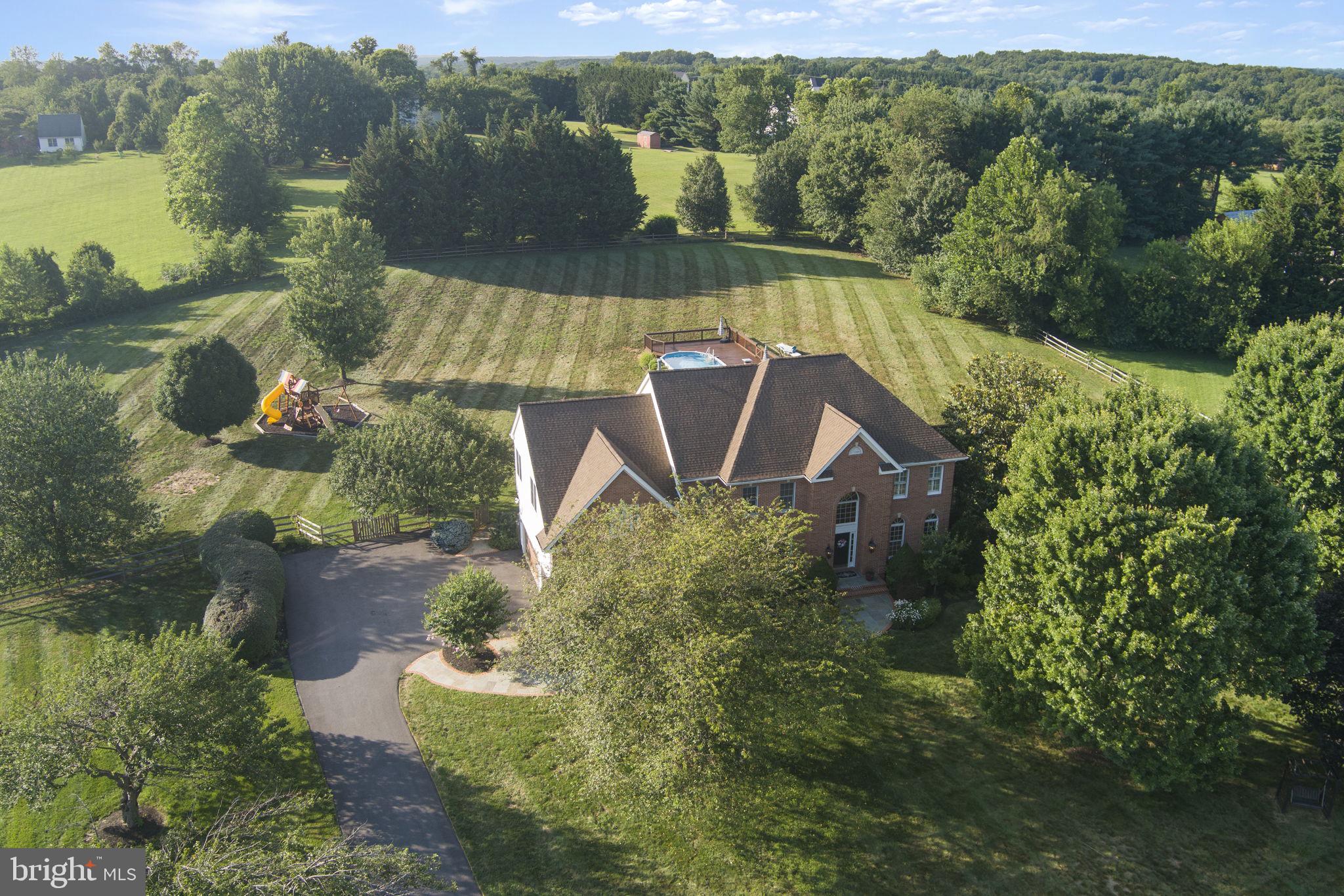 SPRING MEADOWS - Residential