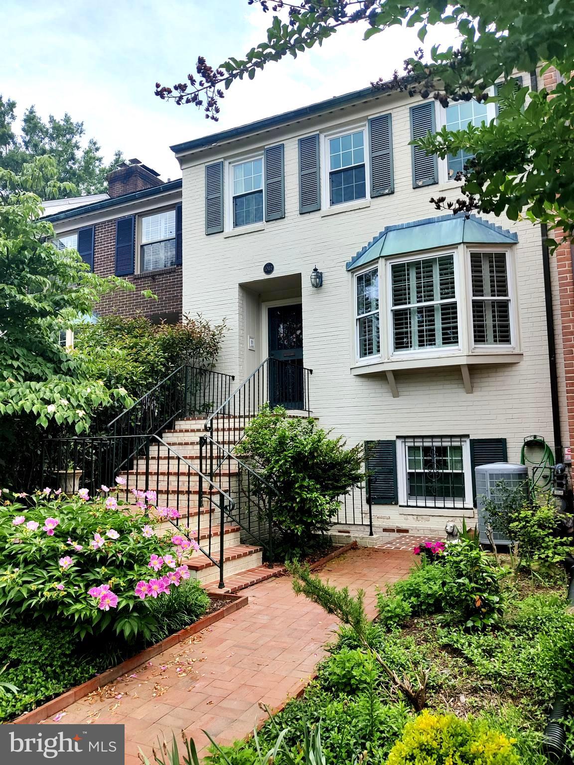 This exceptional 3BR/3.5BA townhome located in the sought-after community of Olde Belle Haven Towne offers open and light-filled living spaces, ample room for living, working & enjoying life, all under one roof. Upper level has 3 bedrooms, a shared bath with deep tub and primary with own en-suite bathroom. The main level features a dining room and living room with seated bay window, a custom chef’s kitchen with Wood Mode cabinets and stainless oven/range, amazing storage and a few custom design hacks that enhance the cooking experience. The lower level has a kitchenette and full bath, laundry room, and a spacious family room.  Sliding doors open to a beautifully landscaped fully-fenced backyard with pergola, stone patio and garden! Fantastic location! Close to Belle Haven Country Club and the GW Parkway’s scenic river and walking trails. Easy commute to 495 Richmond Hwy. Quick jaunt to Belle View shopping center, newly remodeled recreation center and library! Just minutes from Old Town, this fabulous all-brick TH is ready to welcome you home!