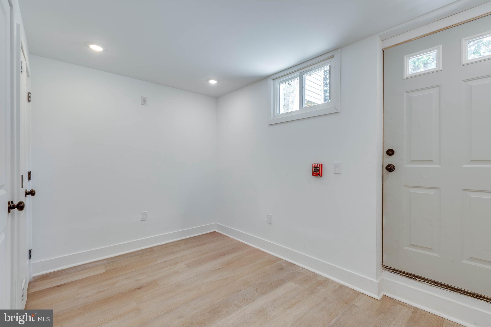 SPRUCE HILL - Residential Income