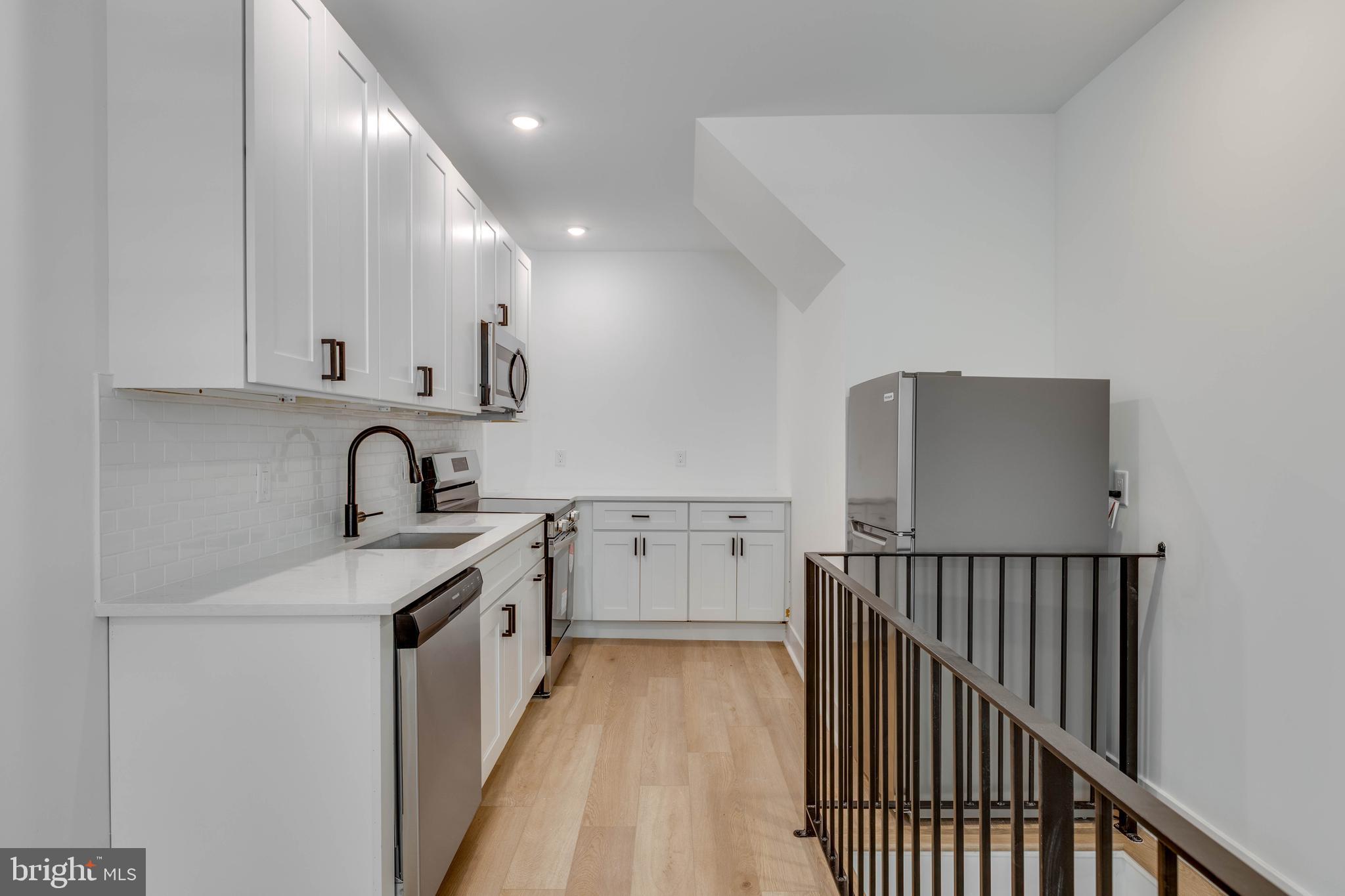 SPRUCE HILL - Residential Income