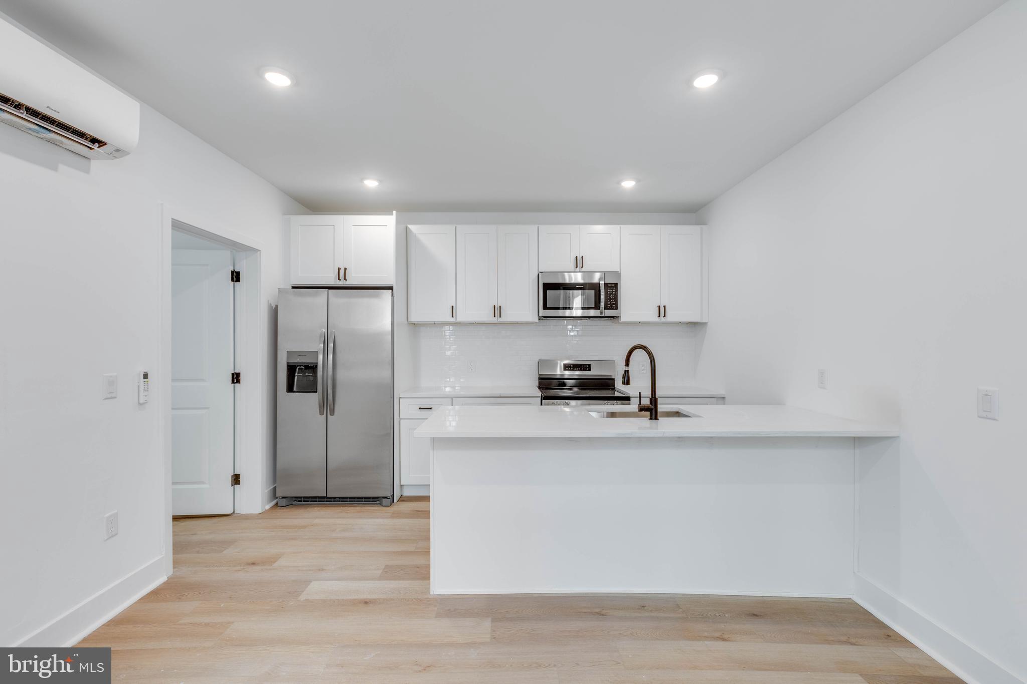 SPRUCE HILL - Residential Income