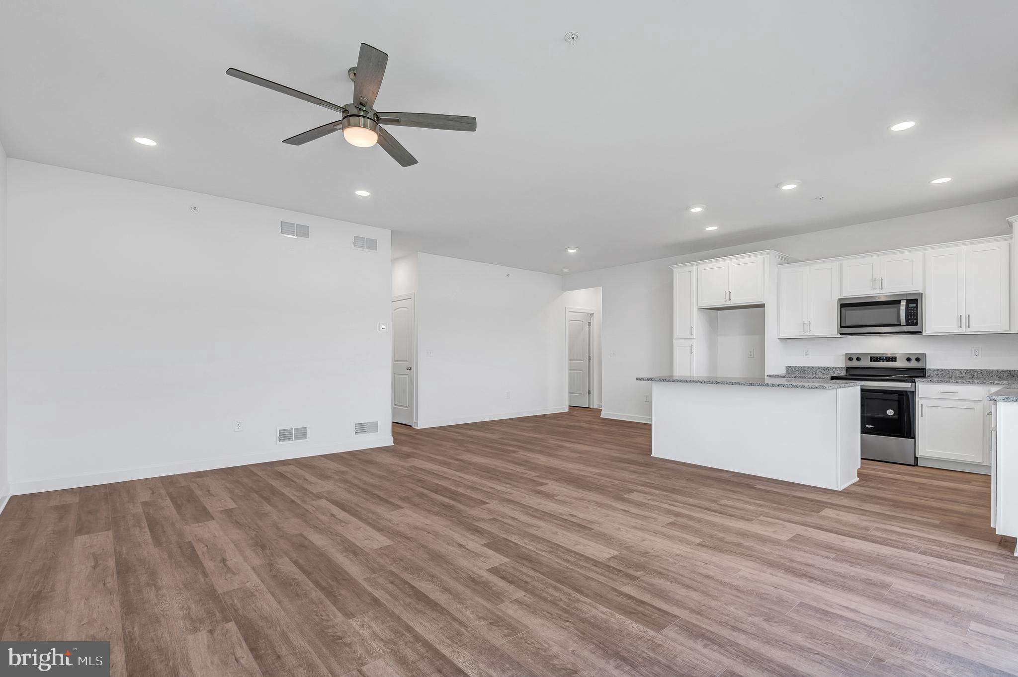 BELMONT RIDGE - Residential