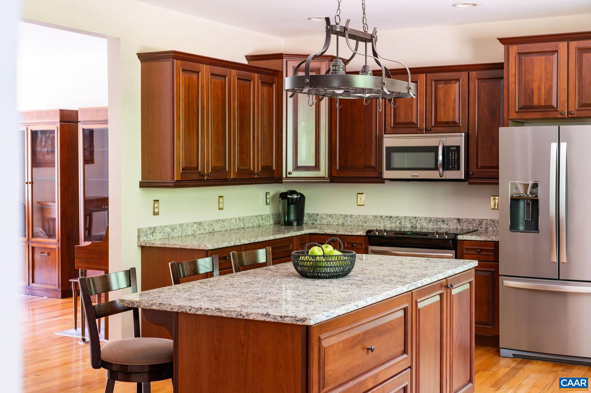 BOWLERS MILL LAKE ESTATES - Residential