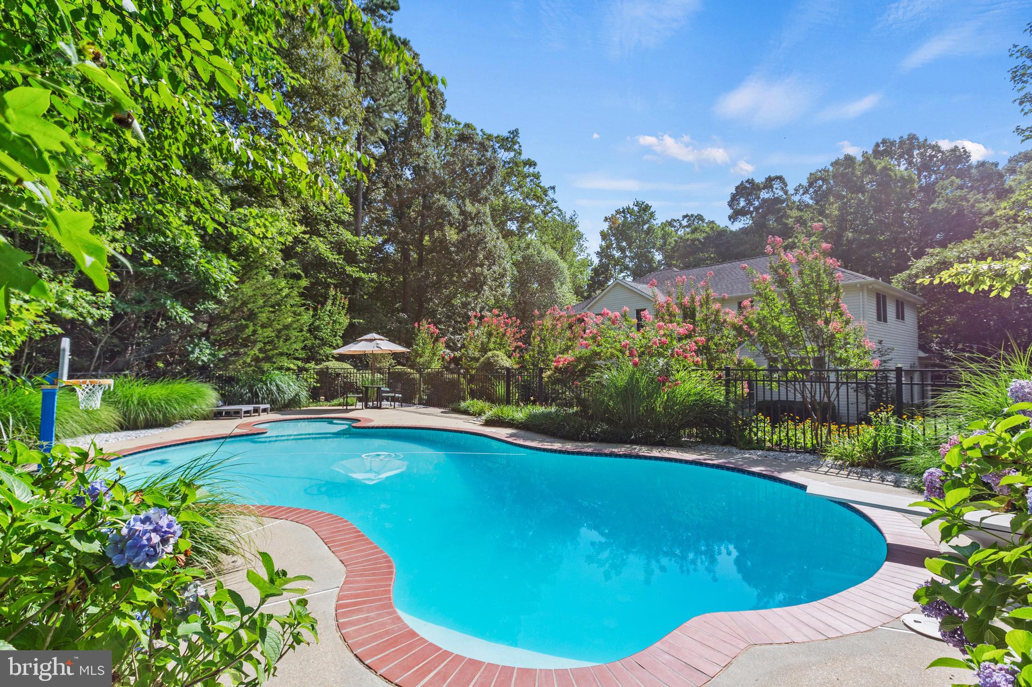 COX'S RUN - Residential