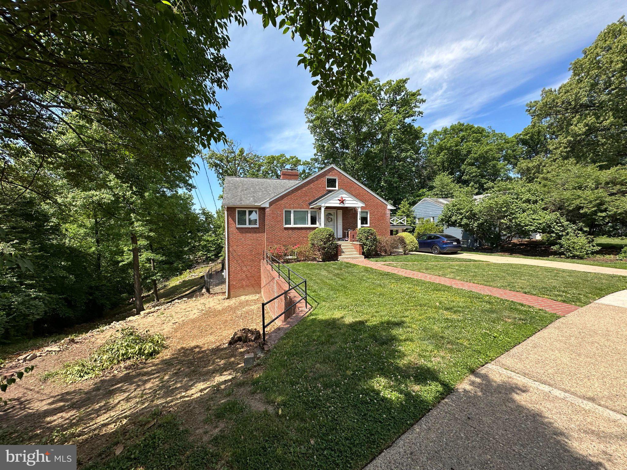 AURORA HILLS - Residential