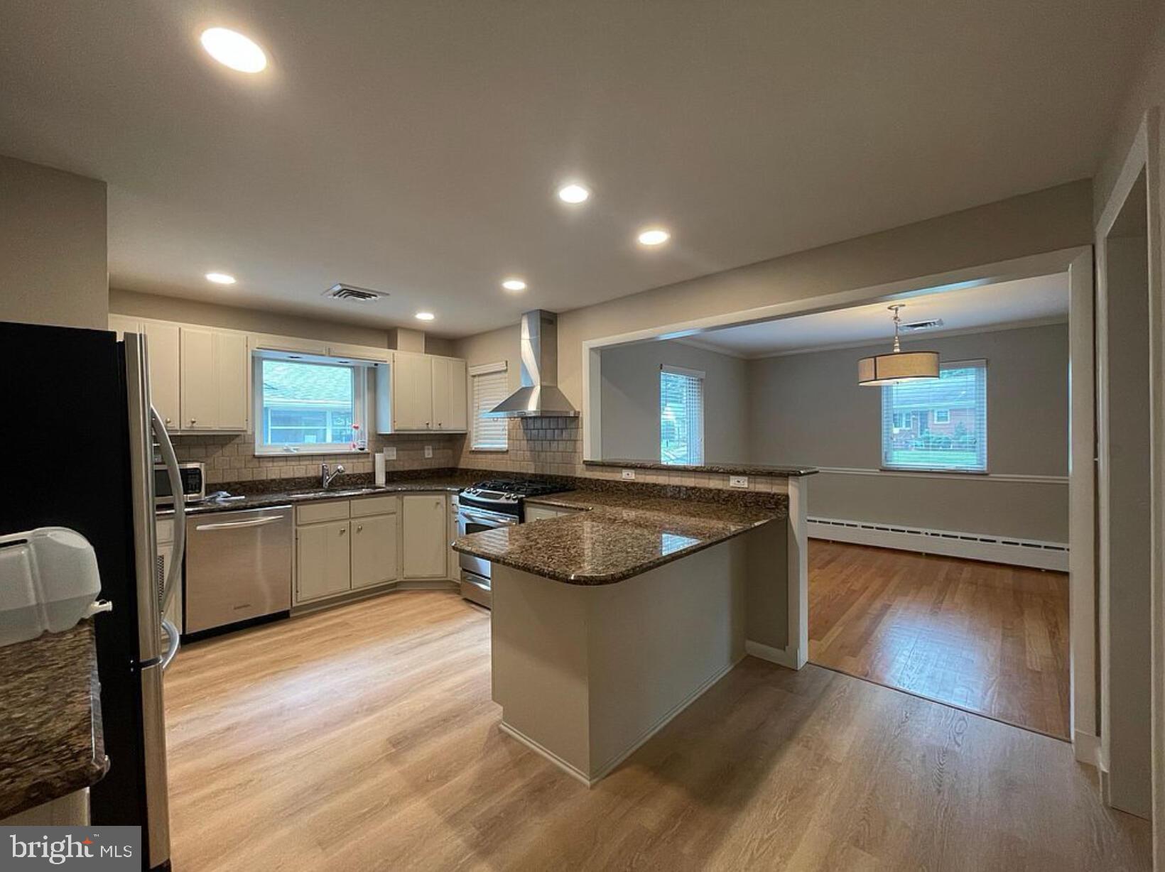 AURORA HILLS - Residential