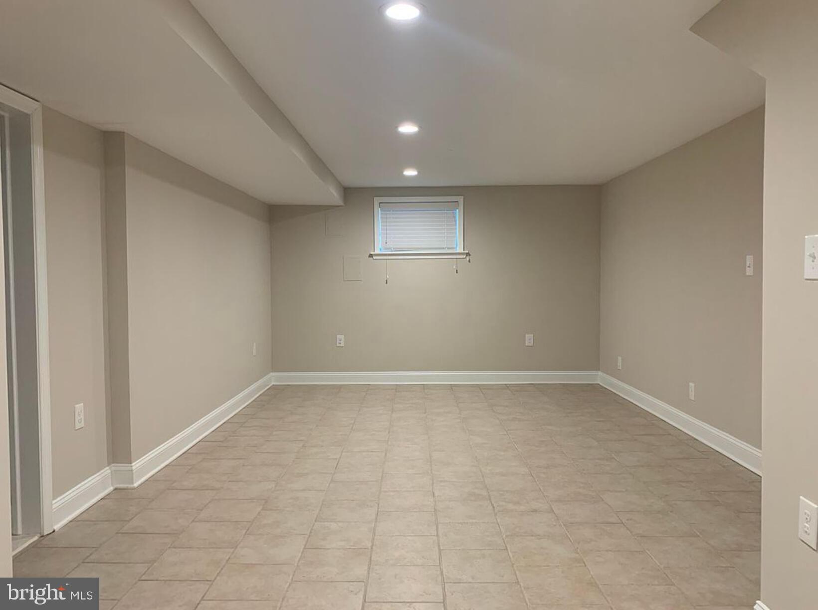 AURORA HILLS - Residential