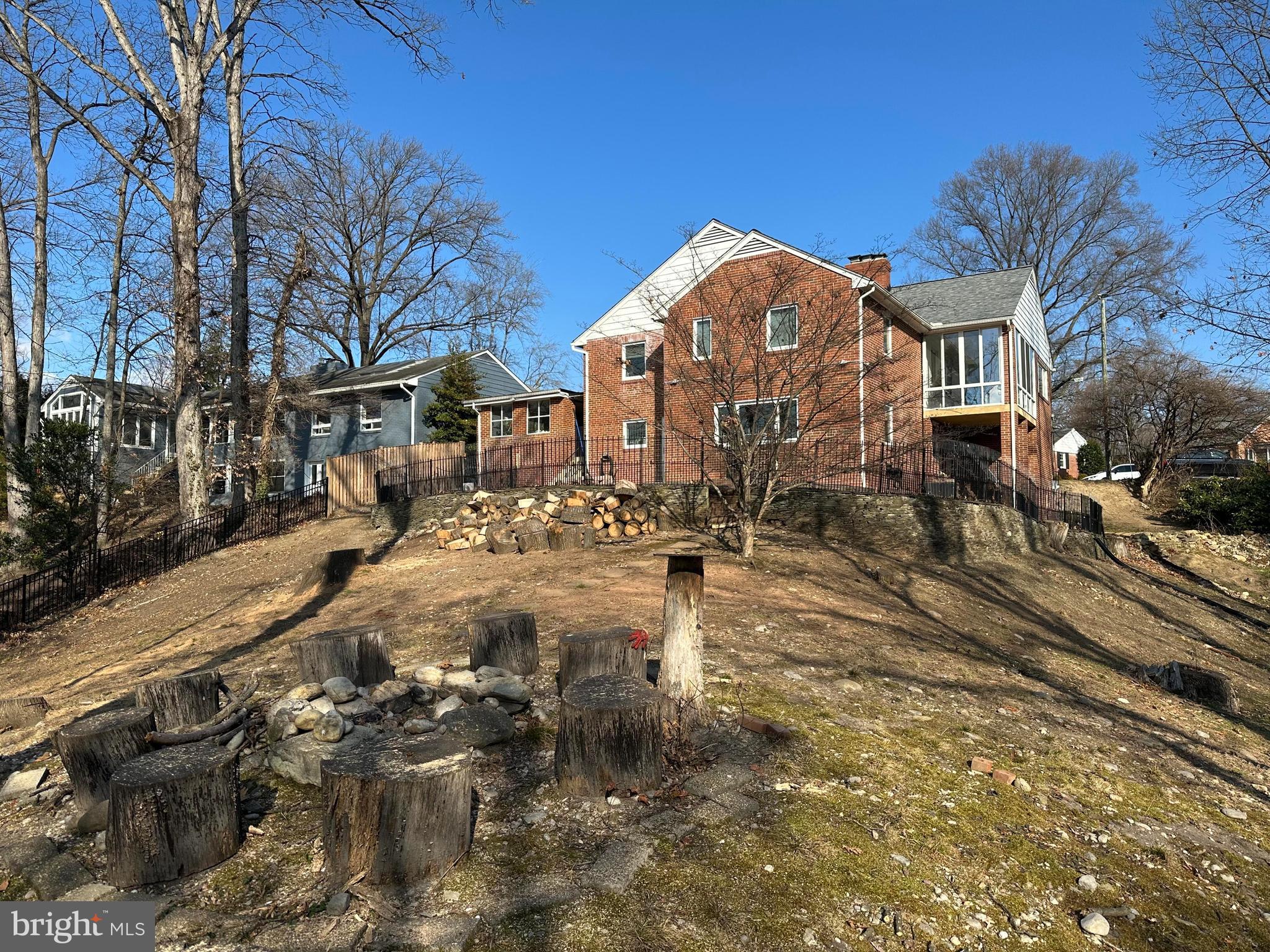 AURORA HILLS - Residential