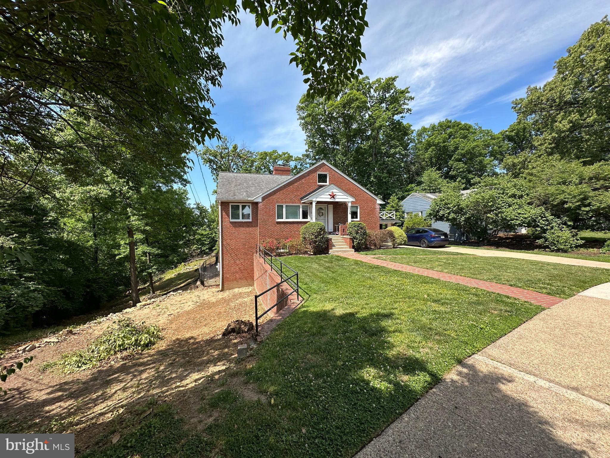 AURORA HILLS - Residential
