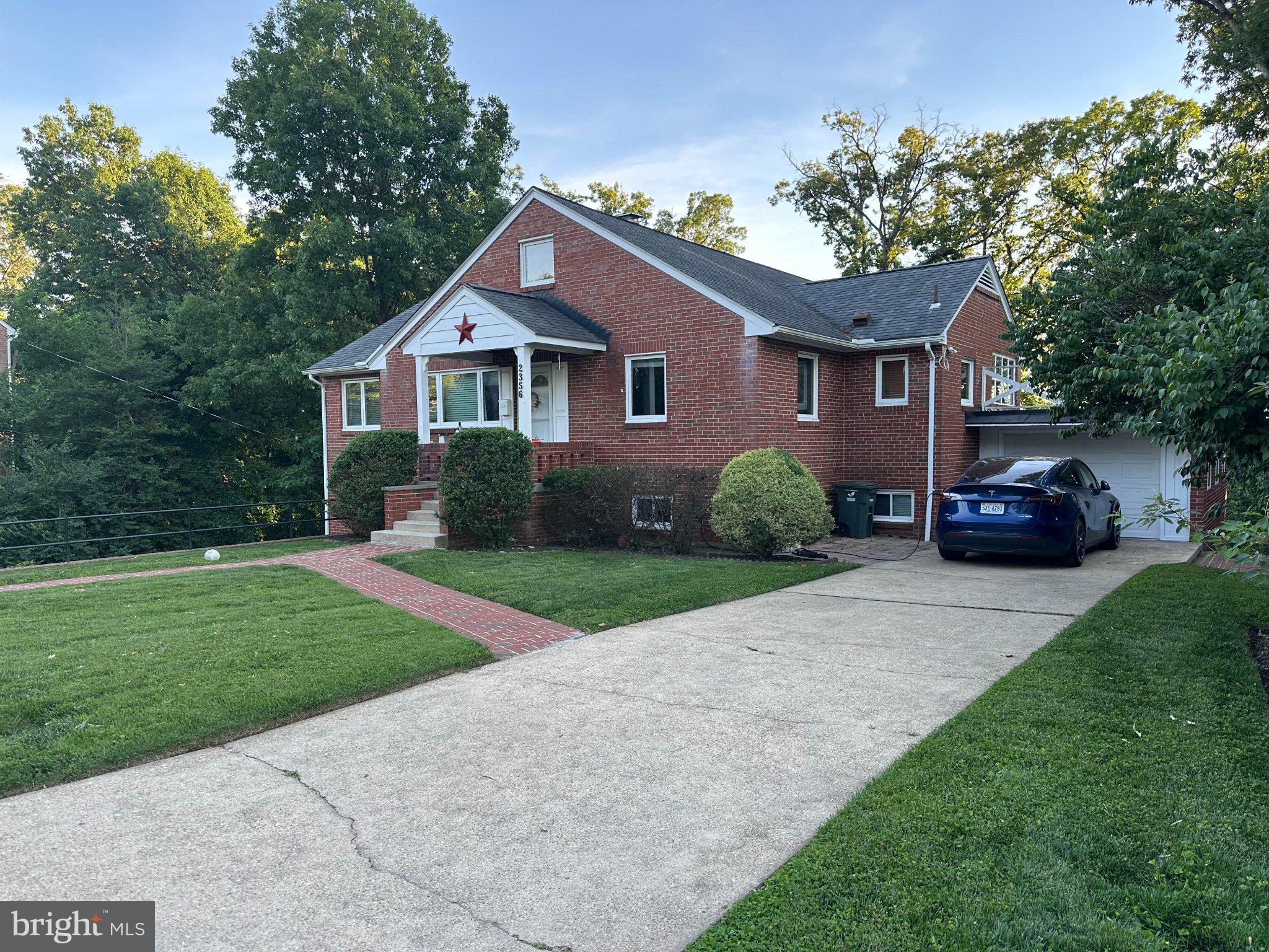 AURORA HILLS - Residential