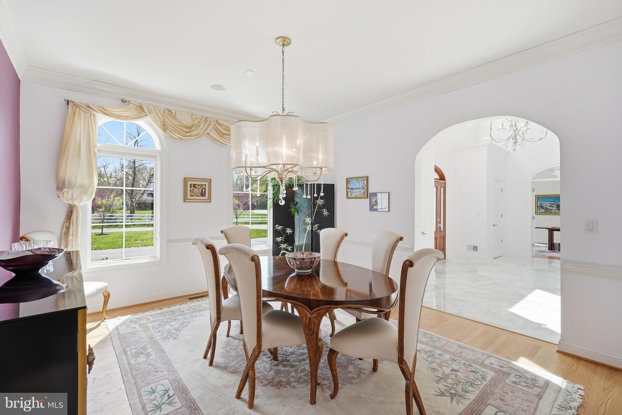 POTOMAC OUTSIDE - Residential