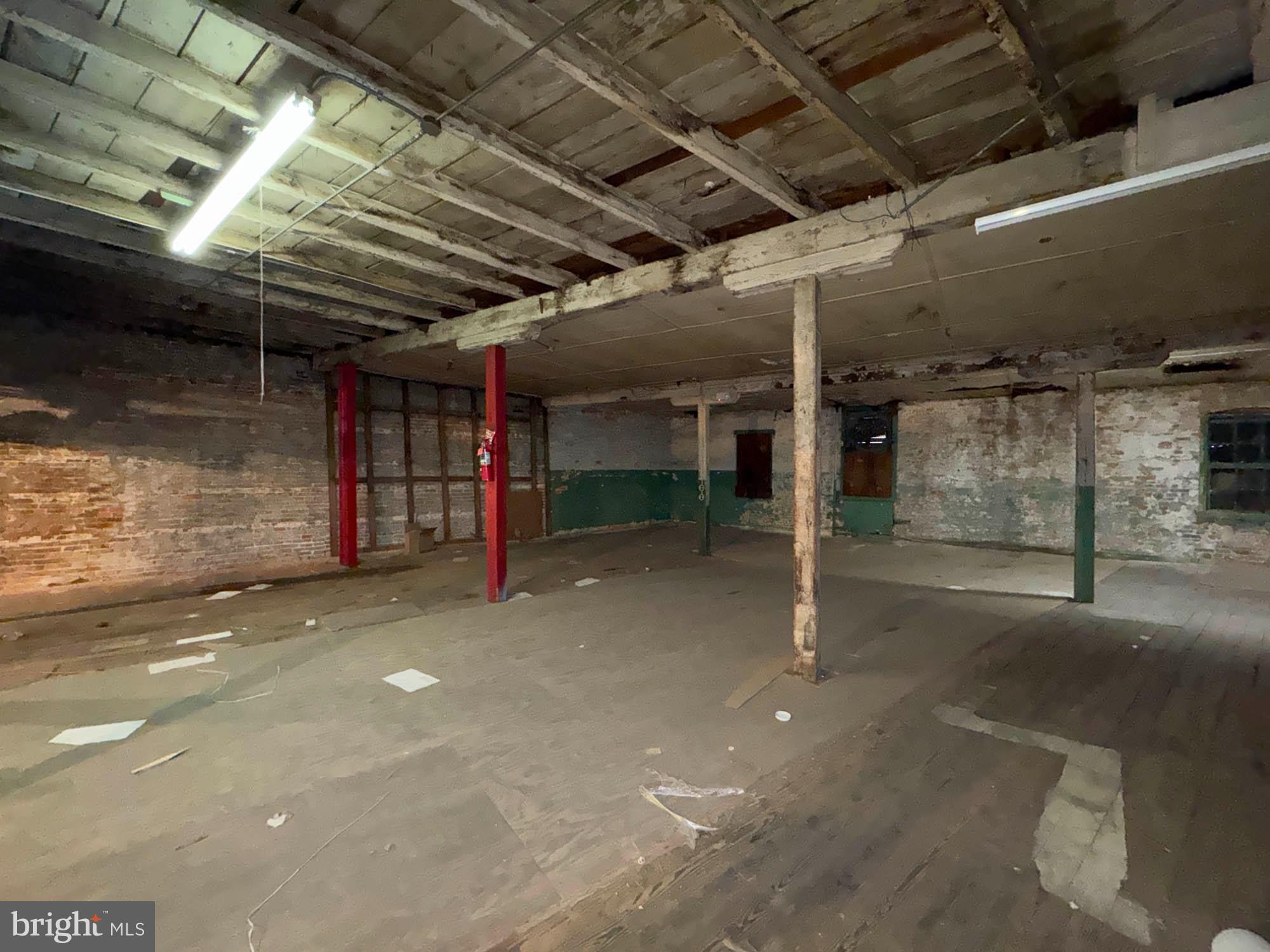 JONESTOWN HISTORIC DISTRICT - Commercial Sale