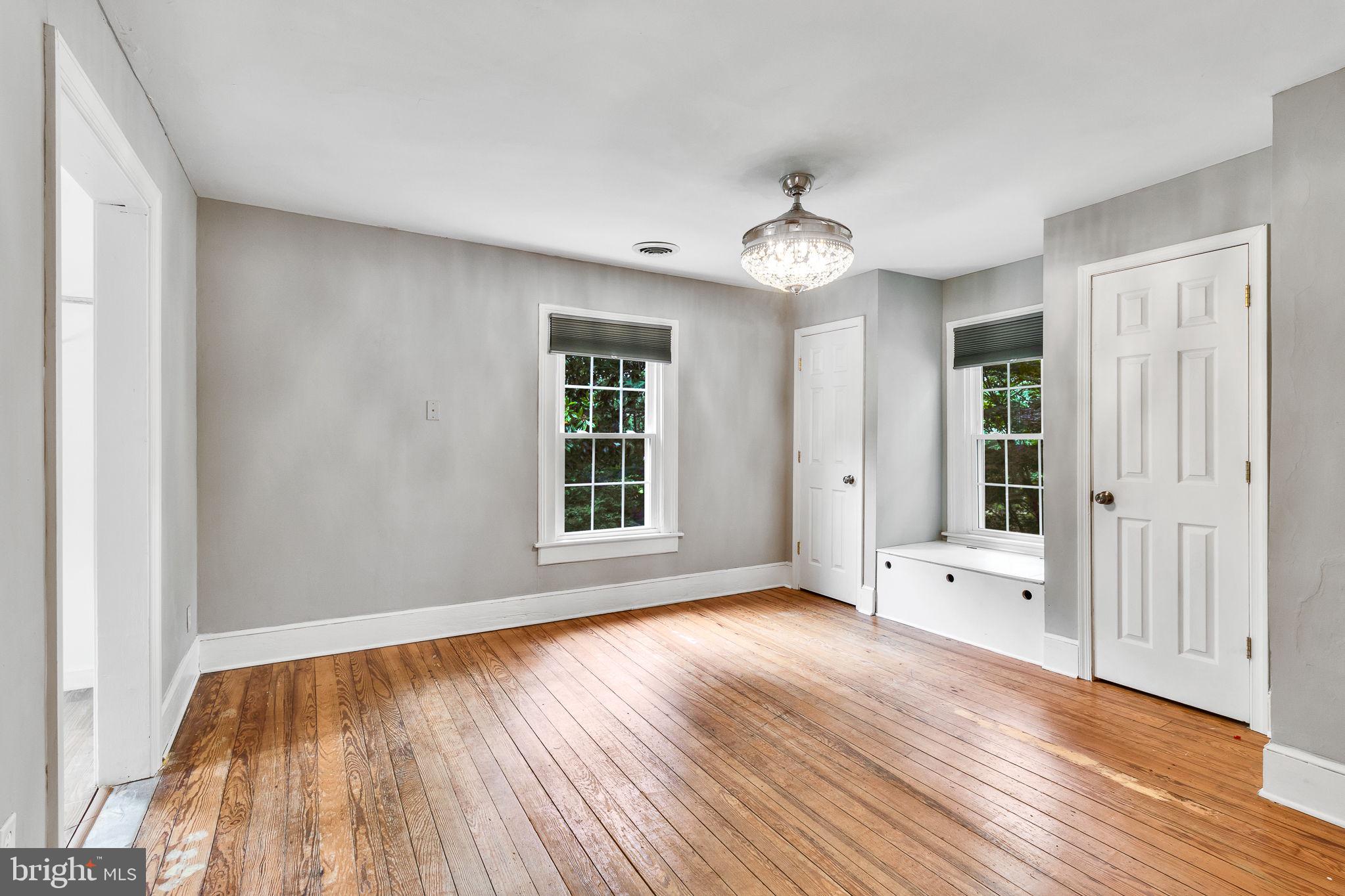 IRVINGTON - Residential