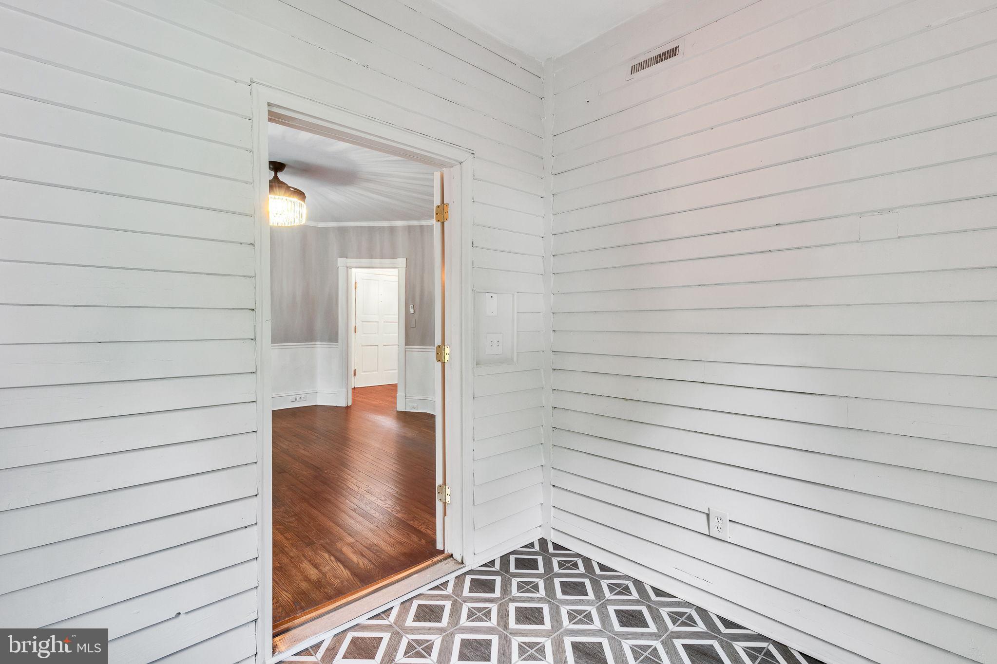IRVINGTON - Residential