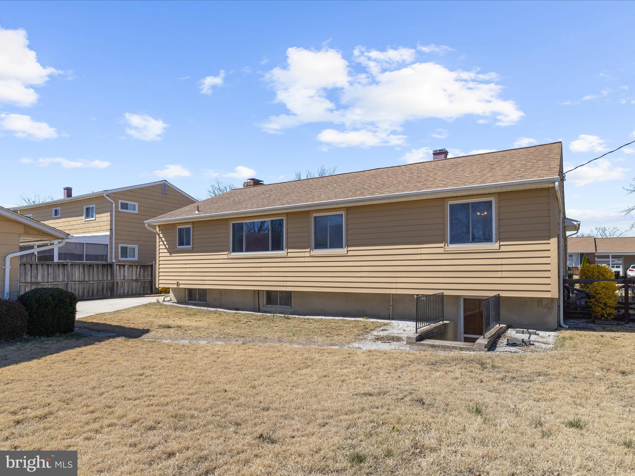 THE HIGHLANDS - Residential