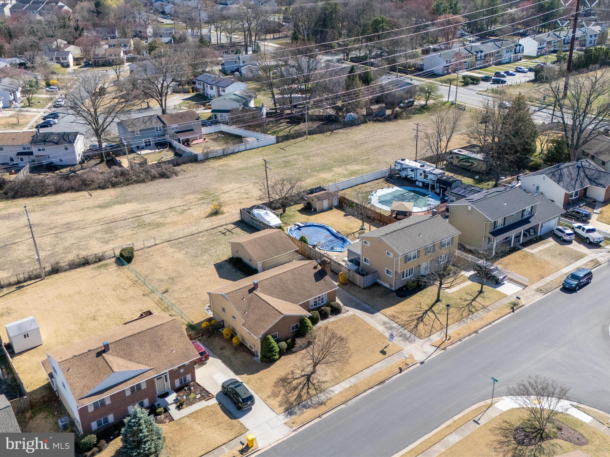 THE HIGHLANDS - Residential