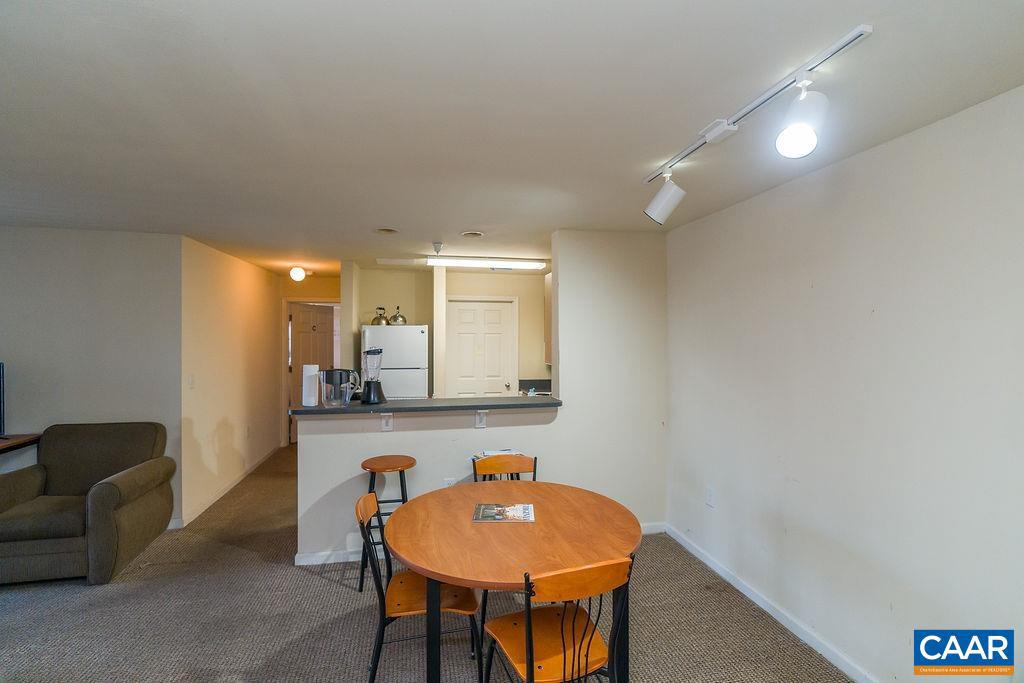 EAGLES LANDING - Residential