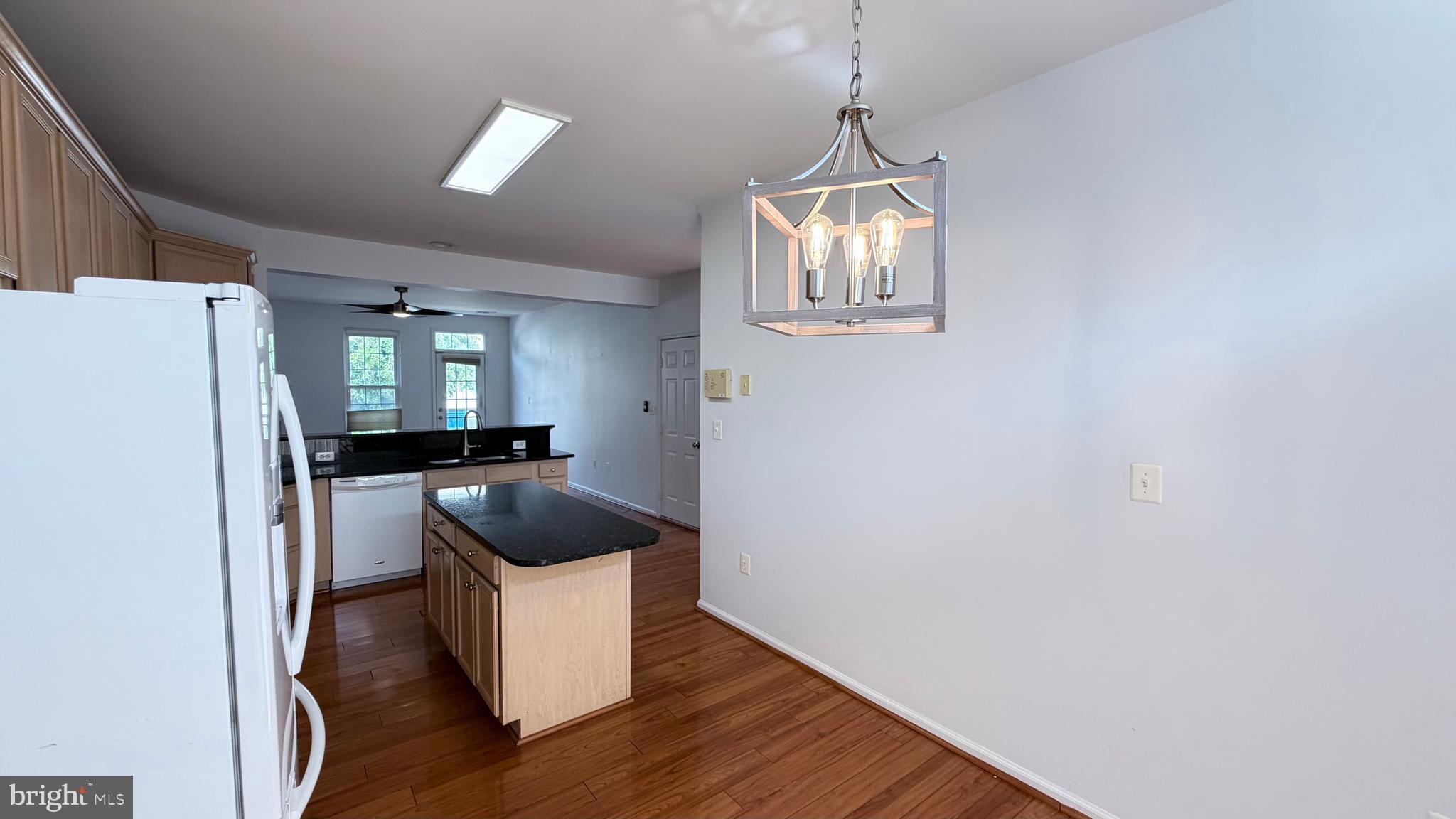 ASHBURN VILLAGE - Residential