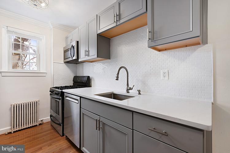 GLOVER PARK - Residential