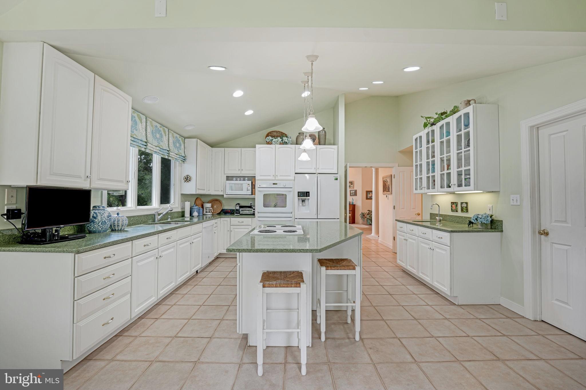 FAWN LAKE - Residential