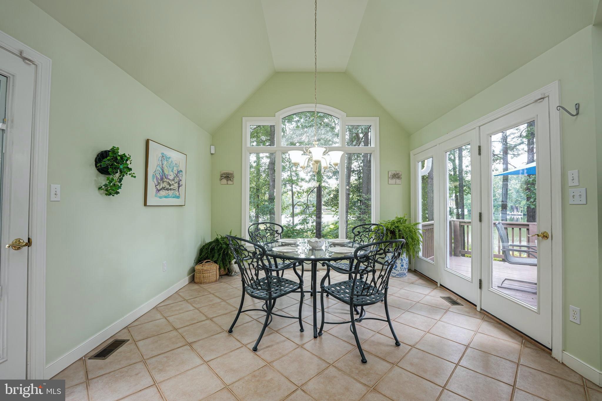 FAWN LAKE - Residential
