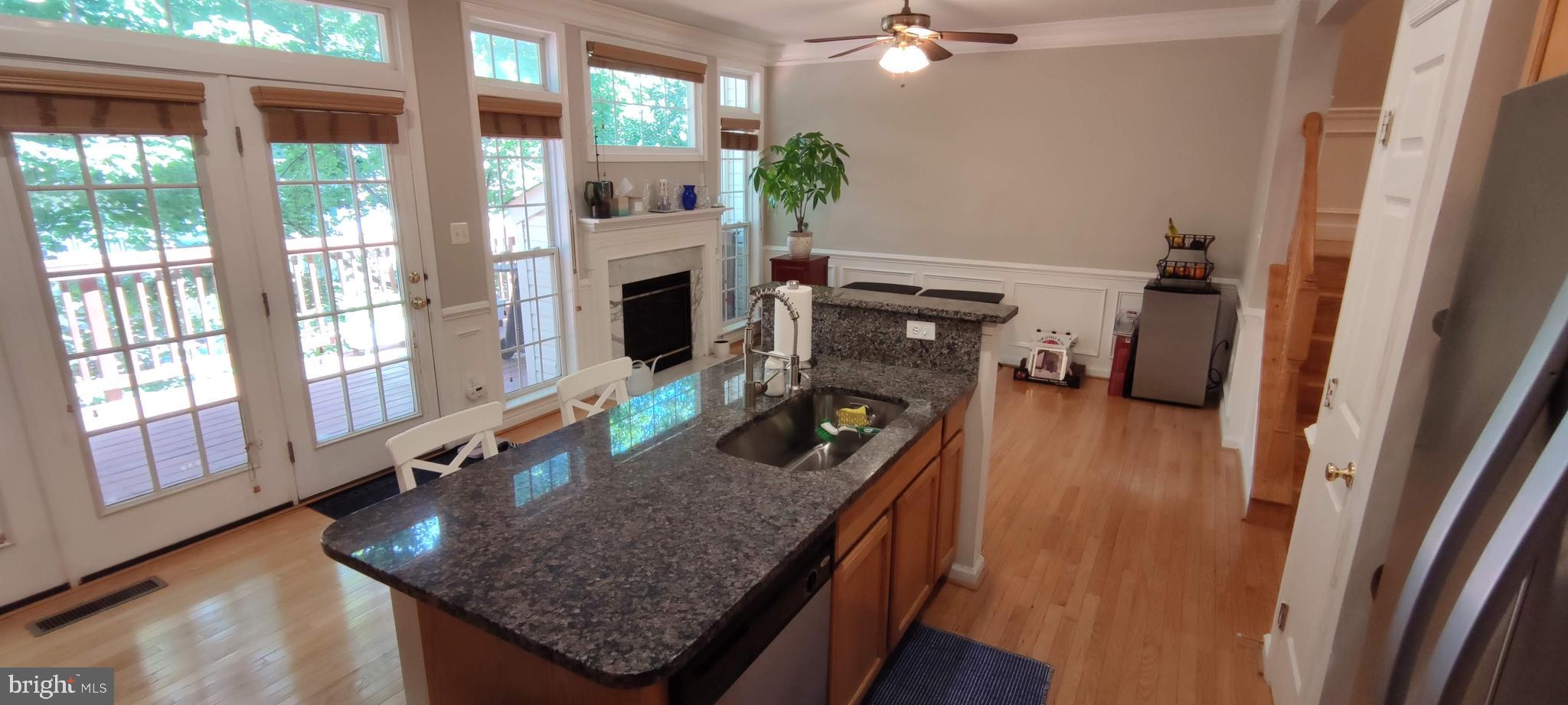 METRO PLACE AT DUNN LORING - Residential Lease
