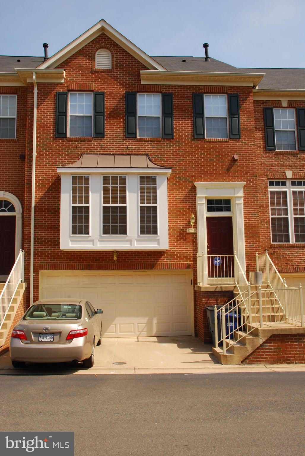 3BR/3.5BA townhome; 2448 sqft living space including the first floor recreation room; two-zone AC/Heating system; a few min walk to metro station, supermarket, restaurants; large kitchen with spacious dining area, gas stove, fireplace, deck, fenced patio and lots of recess lights/wall lights in the recreation room; great school district; very responsive landlord; AHS home warranty. Please note parking along Manhattan Pl requires a permit and each household is provided two parking permits. Visitors are advised to park on the driveway or along Manhattan Place with a permit during business hours; parking along the Park Tower Drive is free outside business hours.