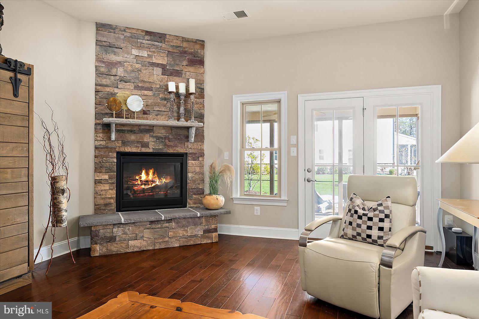BAY FOREST CLUB - Residential