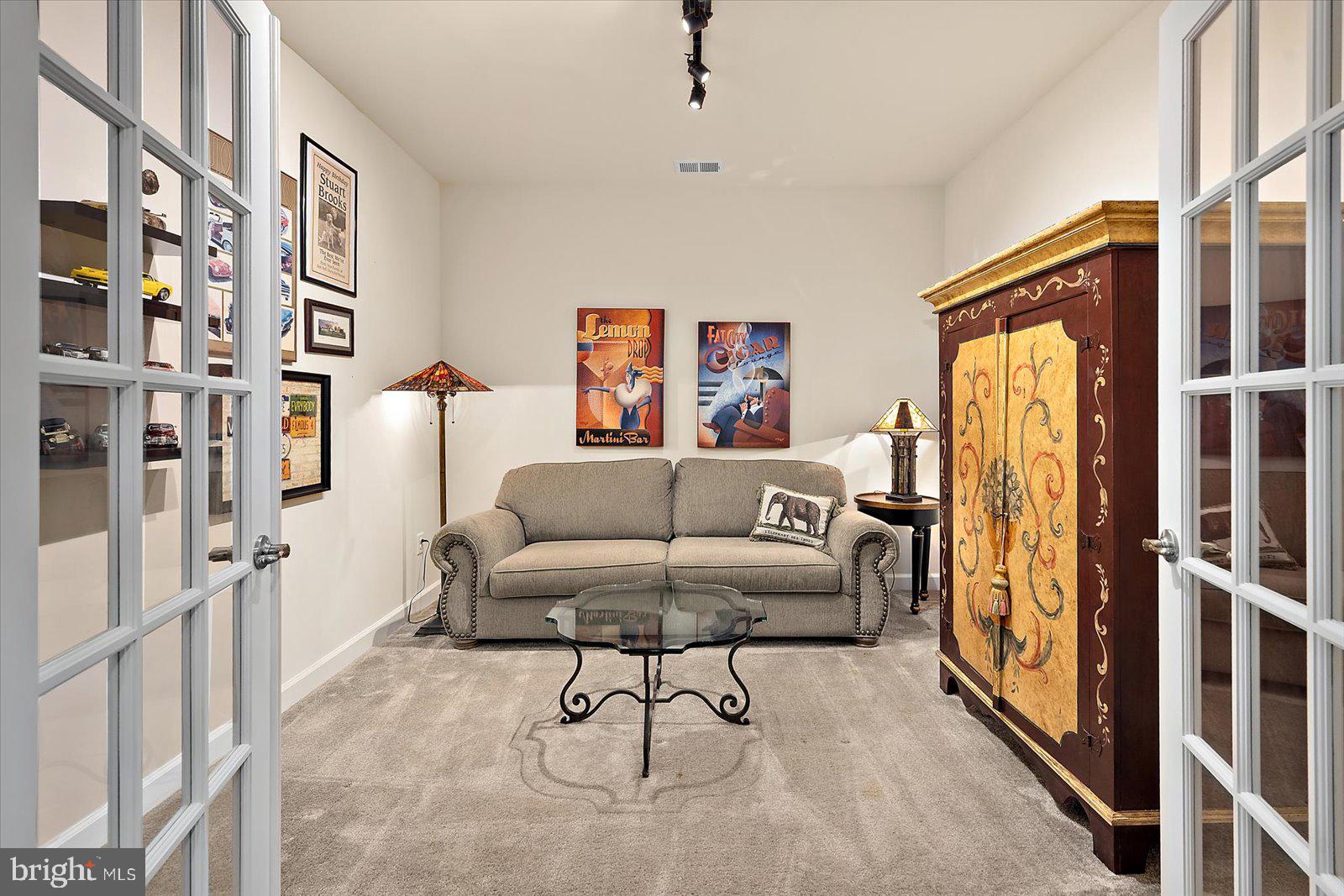 BAY FOREST CLUB - Residential