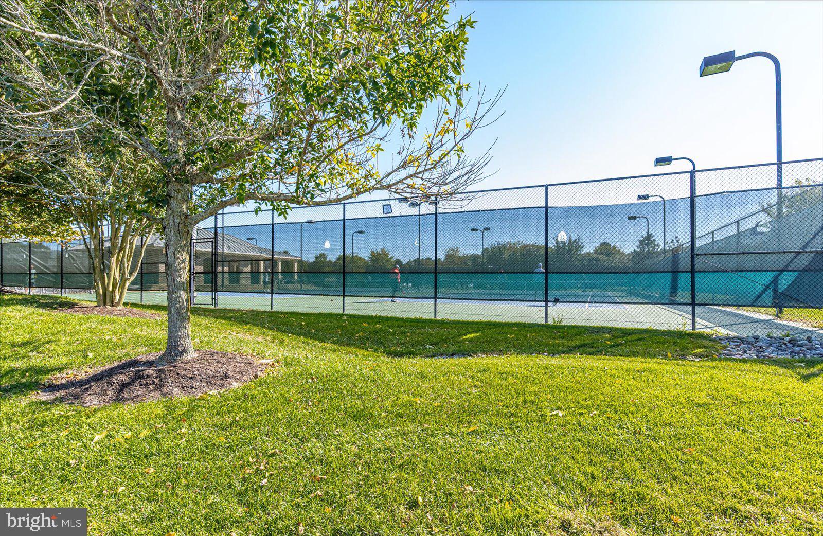 BAY FOREST CLUB - Residential