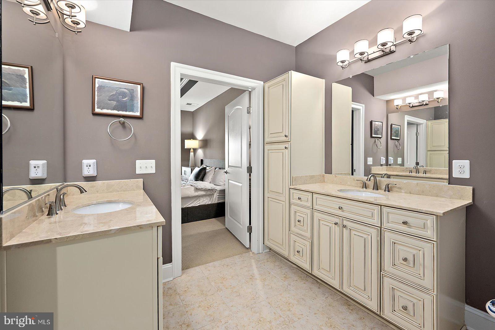 BAY FOREST CLUB - Residential