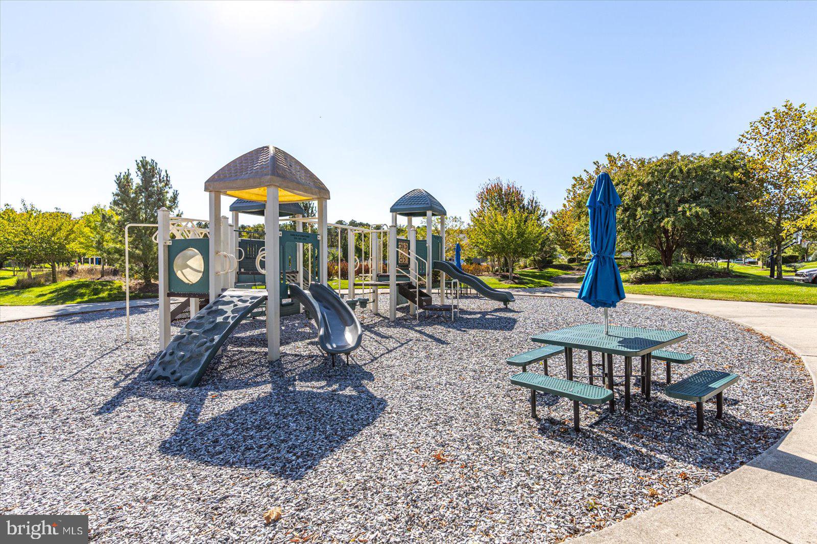 BAY FOREST CLUB - Residential