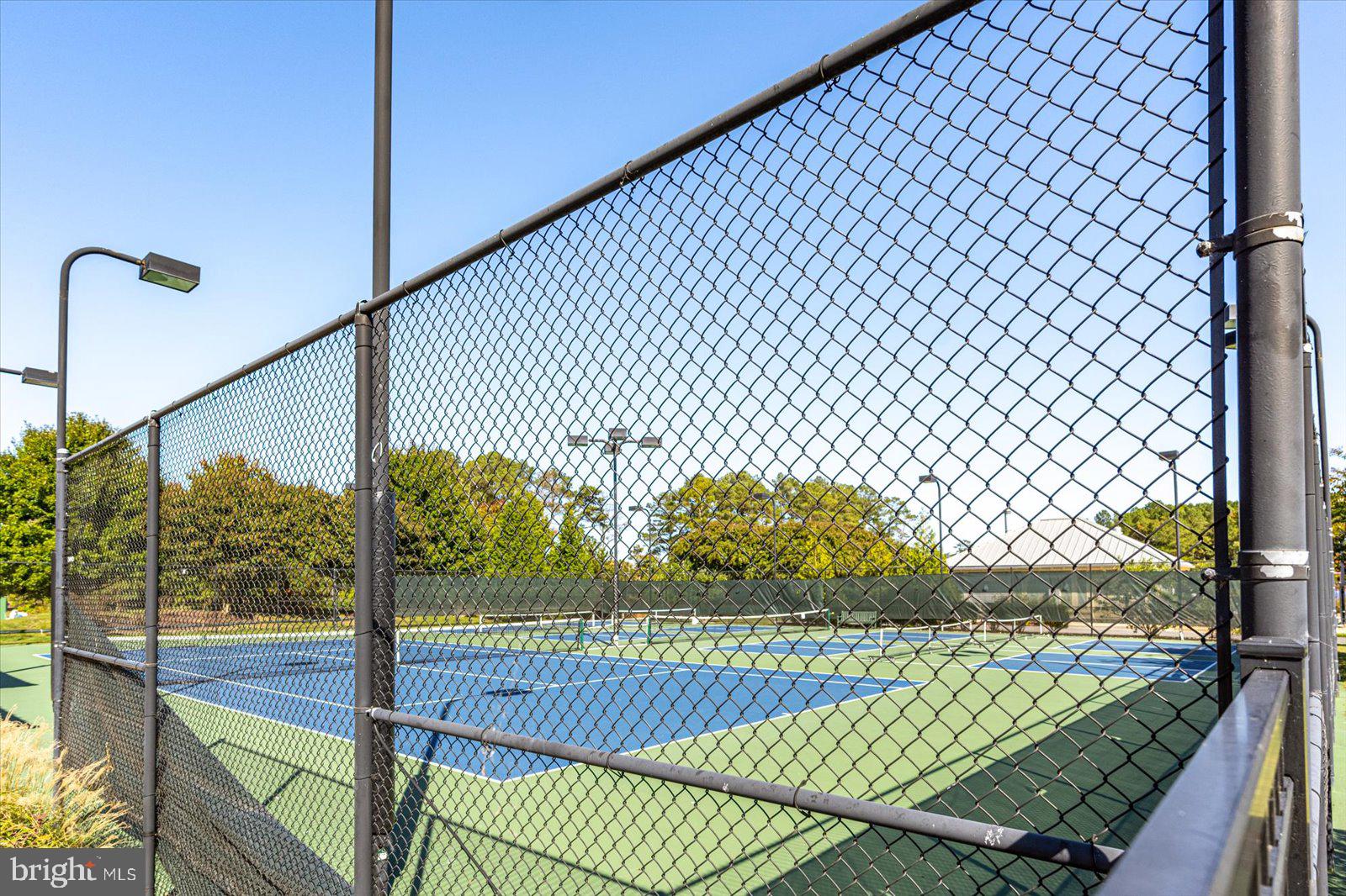 BAY FOREST CLUB - Residential