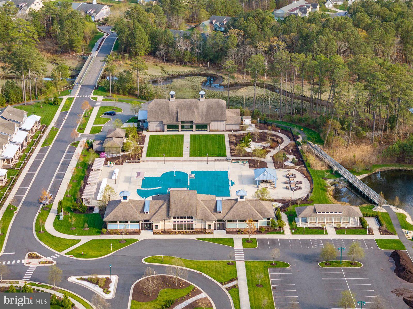 BAY FOREST CLUB - Residential