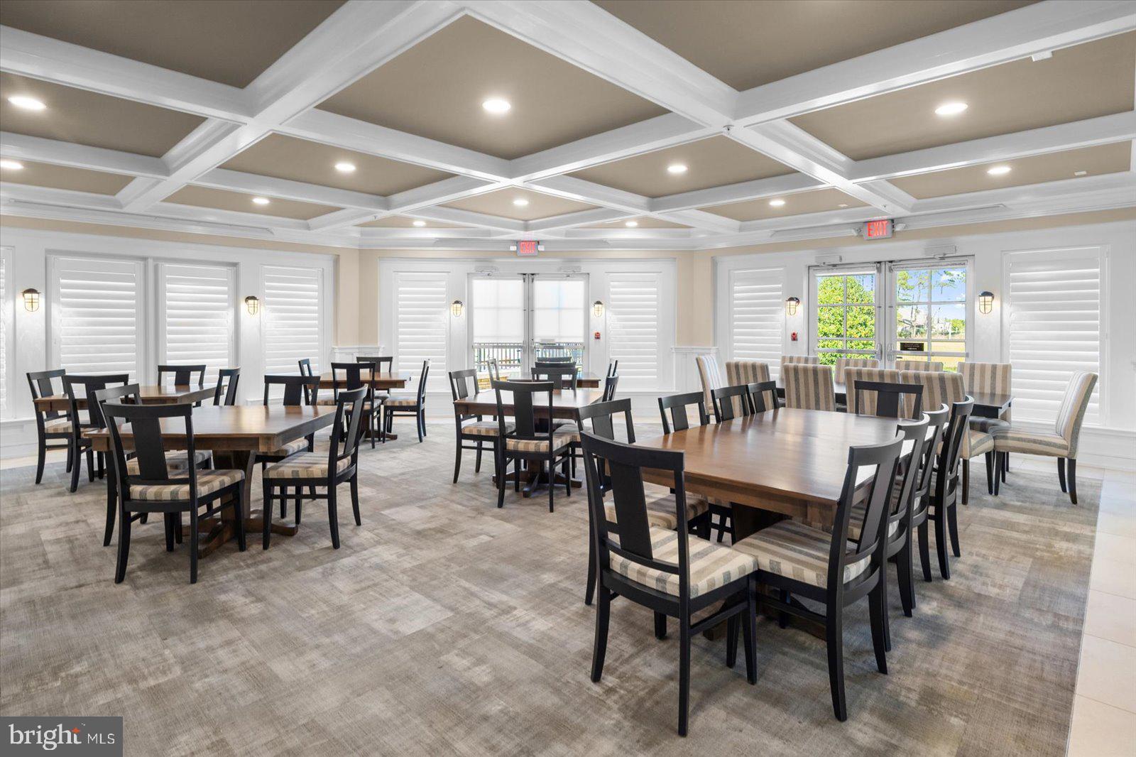 BAY FOREST CLUB - Residential