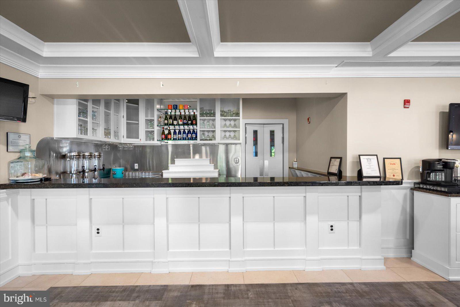 BAY FOREST CLUB - Residential
