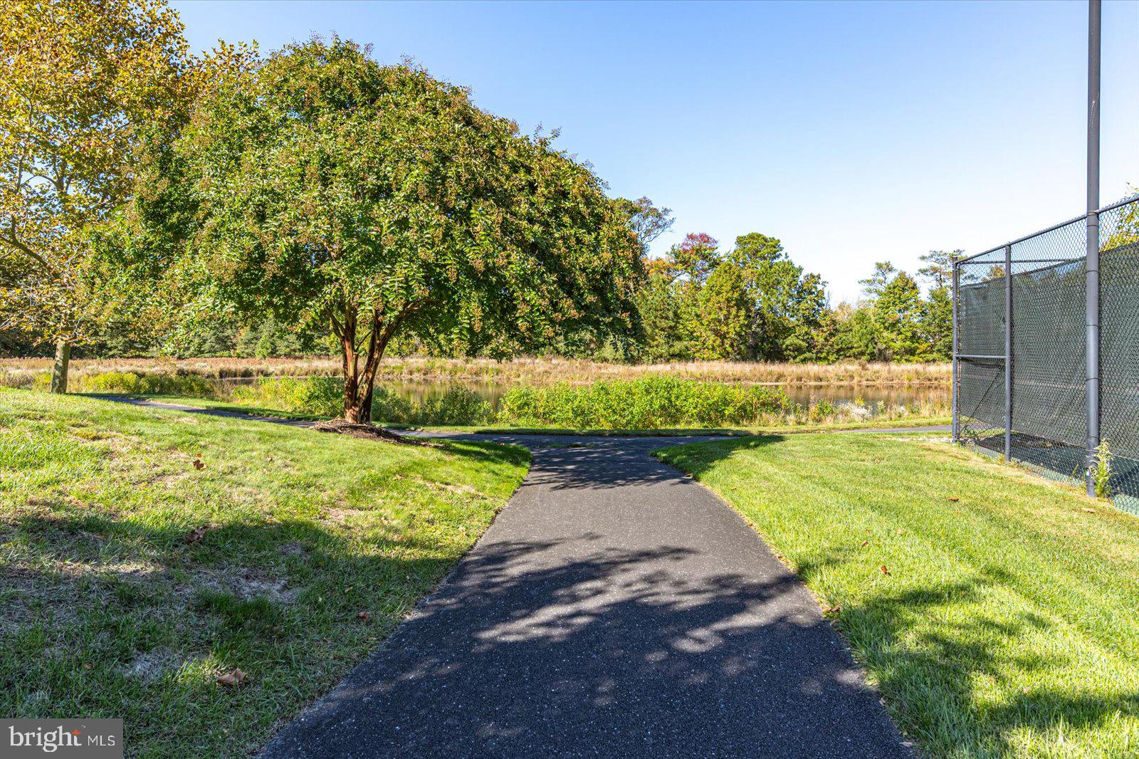 BAY FOREST CLUB - Residential