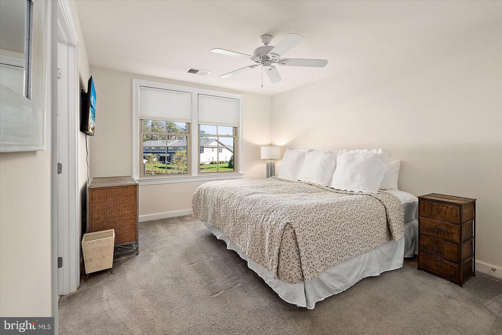 BAY FOREST CLUB - Residential