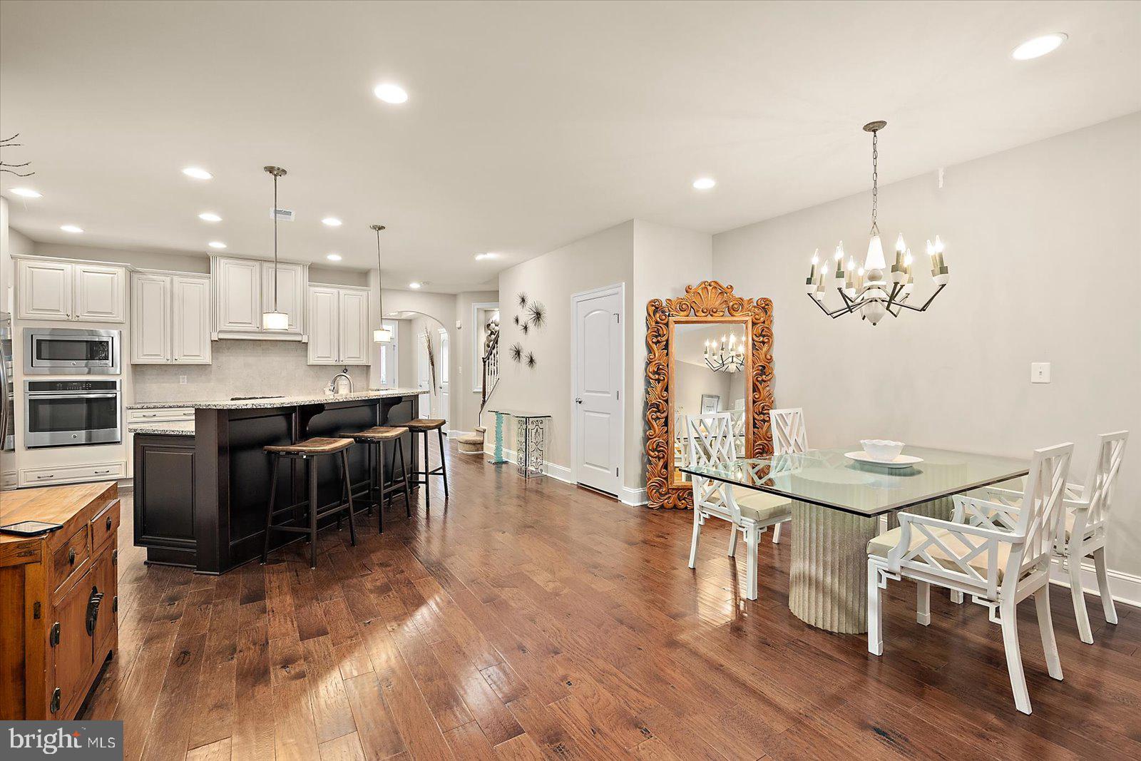 BAY FOREST CLUB - Residential