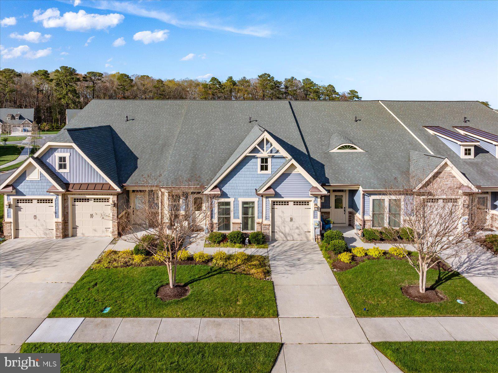 BAY FOREST CLUB - Residential